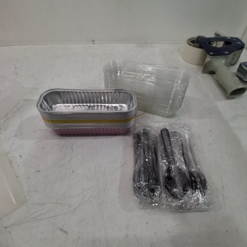 30PC MINI LOAF CAKE CASES WITH LIDS & SPOONS - ALUMINUM FOIL image 2