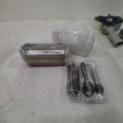 30PC MINI LOAF CAKE CASES WITH LIDS & SPOONS - ALUMINUM FOIL image 3