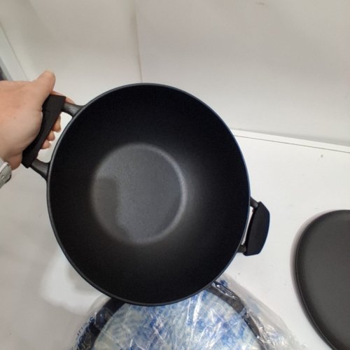 3PC TRAMONTINA PRE-SEASONED CAST IRON SET - 7QT (11") - BLACK (MODEL : 1901865) image 5