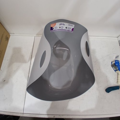 LITTER GENIE CAT LITTER BOX, FLEXIBLE PLASTIC WITH POUR SPOT - GREY image 3