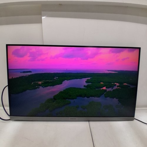 SAMSUNG 28” 4K UHD MONITOR - AMD FREESYNC, HDR 10 - BLACK (MODEL: LU28R550UQNXZA) image 4