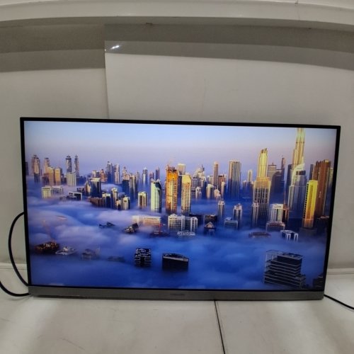 SAMSUNG 28” 4K UHD MONITOR - AMD FREESYNC, HDR 10 - BLACK (MODEL: LU28R550UQNXZA) image 7