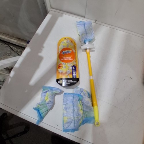 5PC SWIFFER EXTENDABLE DUSTERS KIT FOR MULTI SURFACE CLEANING - 3FT - YELLOW image 2