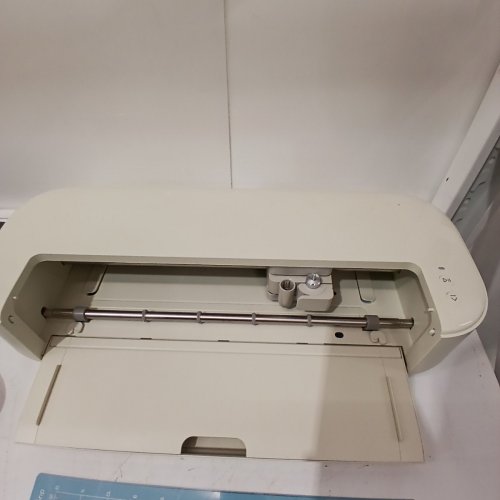 CRICUT EXPLORE 5 CUTTING MACHINE ULTIMATE BUNDLE WITH CRICUT EASYPRESS MINI LT AND ACCESSORIES - 12" SLOT - TAUPE (MODEL: 8003148) image 6