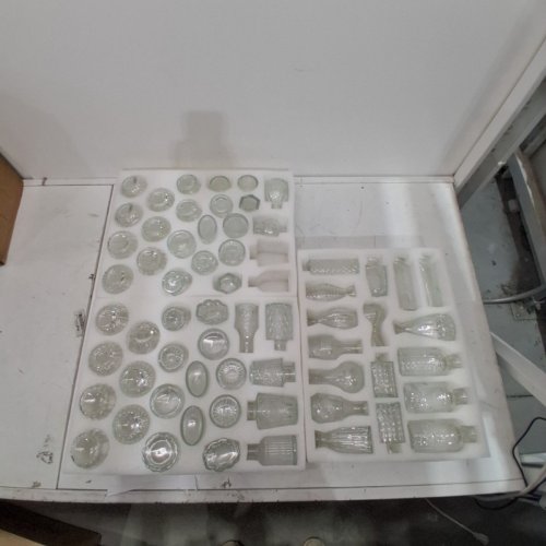 62PC GLASS BUD ASSORTED VASES MINI GLASS VASES - ASSORTED image 2