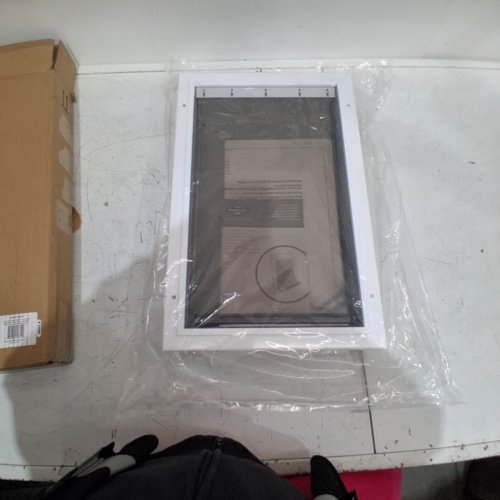 PET SAFE EXTREME WEATHER CAT/DOG DOOR - LARGE - GREY/WHITE (MODEL: ZPA19-16854) image 3