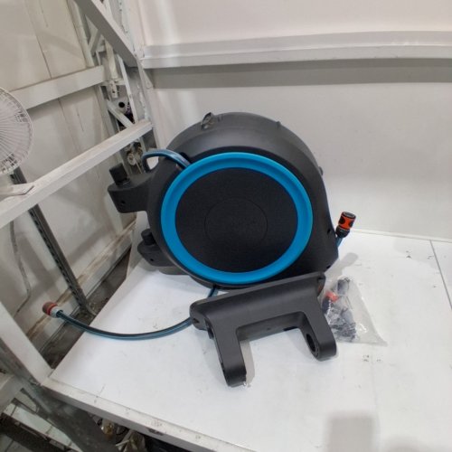 GARDENA FROST-PROOF WALL-MOUNTED AUTO-RETRACTABLE HOSE REEL, ROLL UP XL - 115FT - BLACK/TURQUOISE (MODEL: 18630-37) image 2