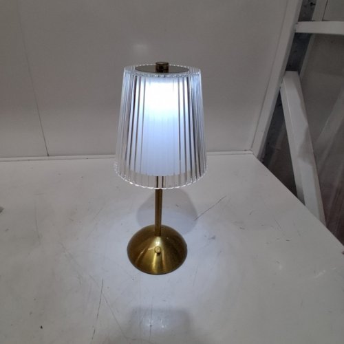 DIAMOND USB CHARGING TOUCH TABLE LAMP - GOLD image 3