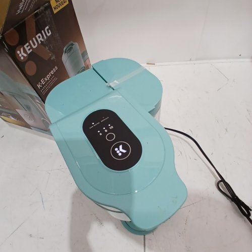 KEURIG SINGLE SERVE COFFEE MAKER - 177 ML, 237 ML, 296 ML CUP SIZES; 0.89 L RESERVOIR - SEAFOAM GREEN (STYLE: K-EXPRESS ESSENTIALS) image 2