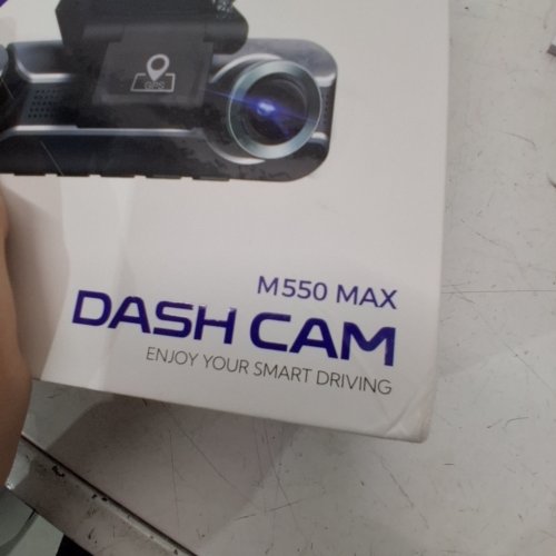 AZDOME 3 CHANNEL DASH CAM - 4K - 64GB CARD INCLUDED - BLACK (MODEL:M550 MAX) image 3