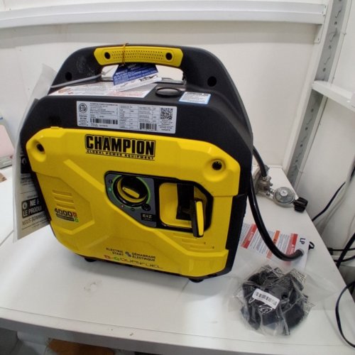 CHAMPION DUAL FUEL INVERTER GENERATOR WITH CO SHIELD AND EZ START DIAL - 3300W RUNNING/ 4000W STARTING - YELLOW/BLACK (MODEL: 201567) image 2