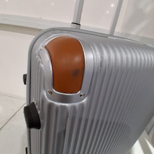 LETOME HARDSIDE SPINNER CARRY ON LUGGAGE SUITCASE WITH ALUMINUM HANDLE AND TSA LOCKS - 20" - GREY (MODEL: 1942341) image 3