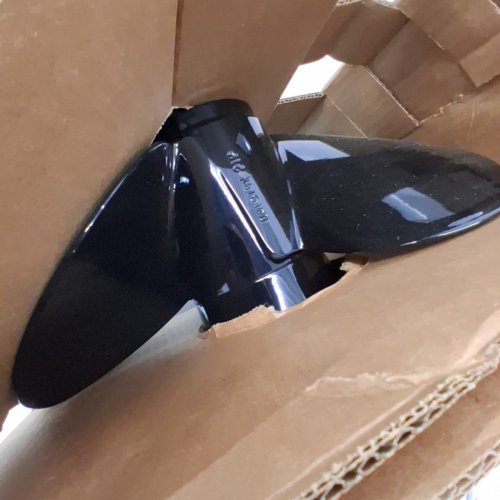 QUICKSILVER BLACK DIAMOND 3-BLADE PROPELLER, 14.25 DIAMETER X 21PITCH X 3RH - BLACK (MODEL: QA1918X) image 2