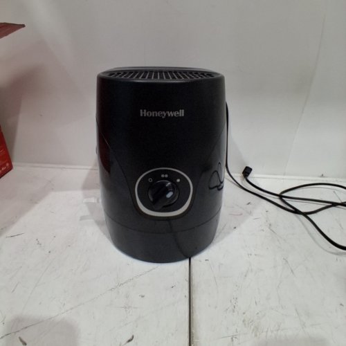 HONEYWELL QUIET COMFORT COOL MOISTURE HUMIDIFIER WITH BREAK RESISTANT WATER TANK - 0.8 GALLON TANK - BLACK (MODEL: HEV320BC) image 3