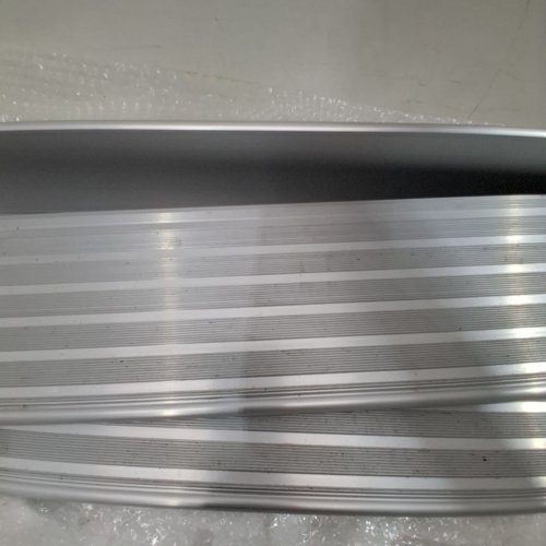 DOOR THRESHOLD RAMP - 4" RISE - 34" X 22" - 800LBS CAP - ALUMINUM - (MODEL: GRBRV0) image 3