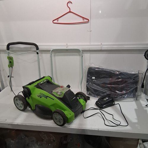 GREENWORKS CORDLESS PUSH LAWN MOWER *TOOL ONLY *- 40V, 16" - (MODEL: LMF317) image 2