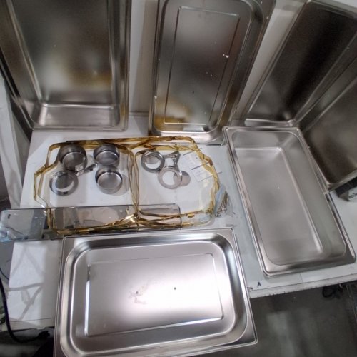 2PK VEVOR CHAFFING DISH BUFFET SET FULL SIZE AND HALF SIZE PANS - 8QT - SILVER/GOLD -(MODEL: HZ-433B) image 3