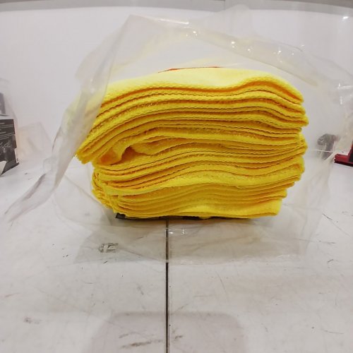 31PK KIRKLAND SIGNATURE MICROFIBER TOWELS - 16" X 16" - YELLOW (MODEL:713160) image 4