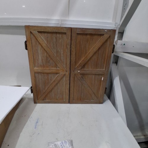 VEVOR SOLID WOOD DARTBOARD CABINET SET-21" X 21" -WOOD-(MODEL:VDC12) image 3