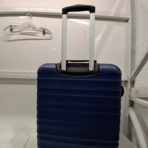 AMAZON BASICS HARDSIDE LARGE CHECKED LUGGAGE/SUITCASE WITH SPINNER WHEELS - 30" - NAVY BLUE image 5
