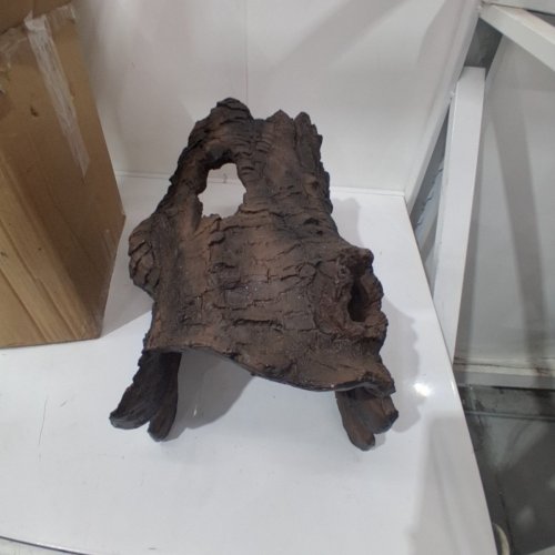 AQUASCAPE FAUX LOG FISH CAVE KOI PREDATOR CONTROL - BROWN - 19'' X 12''X 10" (MODEL:78324) image 2