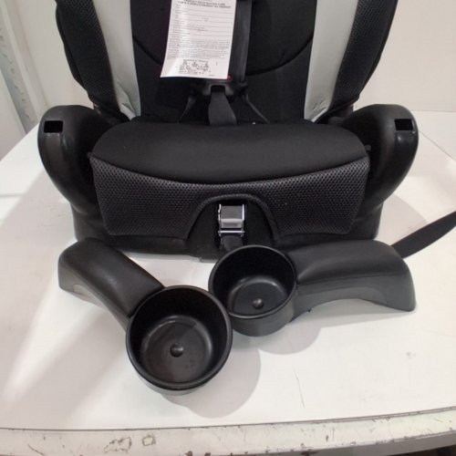 EVENFLO CHASE PLUS BOOSTER CAR SEAT image 4