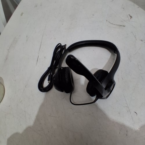 LOGITECH WIRED HEADSET FOR PC/LAPTOP WITH NOISE CANCELLING MICROPHONE - BLACK (MODEL: H390) image 3