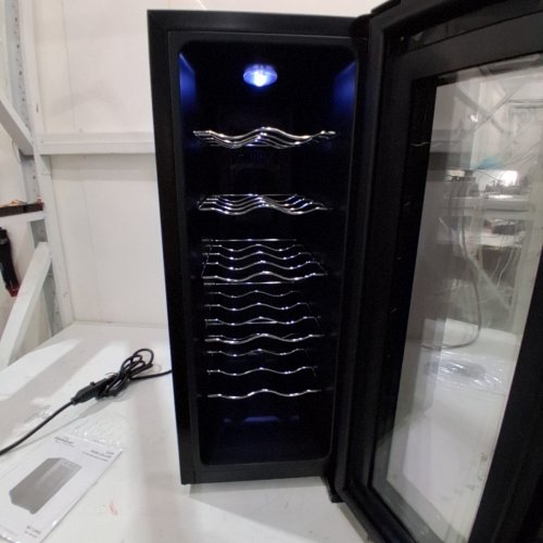 KOOLATRON URBAN SERIES THERMOELECTRIC WINE CELLAR - 12 BOTTLE CAPACITY - BLACK (MODEL#: WC12MG) image 5