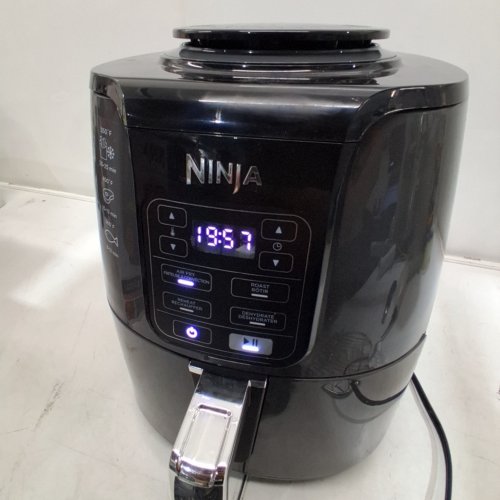 NINJA PROGRAMMABLE DIGITAL AIR FRYER - 3.8L (4 QT) CAPACITY - BLACK - (MODEL: AF101C) image 2