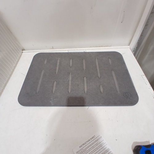 NATURAL DIATOMITE NON-SLIP STONE BATH MAT - 23.7" X 15.4" X 0.3" - GREY image 2