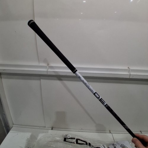 COBRA DARKSPEED ADAPT LS DRIVER - RIGHT HAND - 9.0° - STIFF FLEX - 45.5" - BLACK (MODEL: DS ADAPT LS) image 7