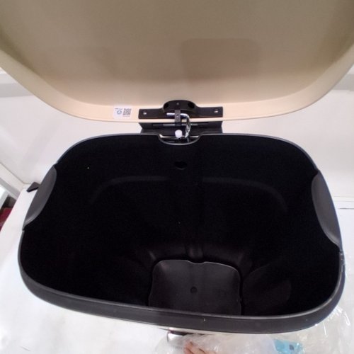 HAPPIMESS STEP TRASH CAN - 30L - YELLOW (MODEL: HPM1011I) image 5