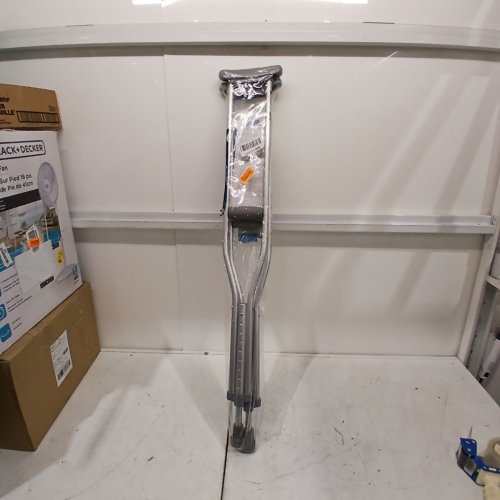 2PK MEDLINE GUARDIAN STANDARD ALUMINUM ADJUSTABLE CRUTCHES - 5.2FT-5.10FT - GREY (MODEL: MDSV80535) image 2