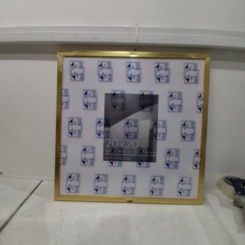 AMERICANFLAT PLEXIGLASS SLIM PICTURE FRAME - 20" X 20" - GOLD image 2