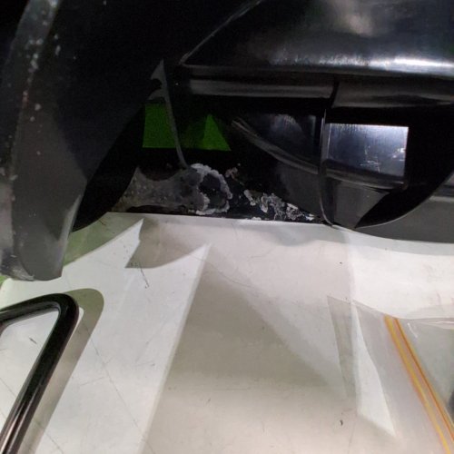 GREENWORKS 20" BRUSHLESS SNOW THROWER - *BATTERY AND CHARGER NOT INCLUDED* - 40V - GREEN (MODEL: 2600500) image 3