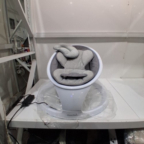 MUNCHKIN LIGHTWEIGHT SMART BLUETOOTH BABY SWING WITH NATURAL SWAY IN 5-SPEED & REMOTE - WHITE/GREY - (MODEL: MCKFB-2145) image 3