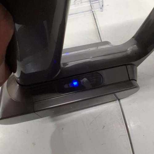 DYSON CYCLONE V10 ORIGIN CORDLESS LIGHTWEIGHT RECHARGABLE CORDLESS STICK VACUUM CLEANER - NICKEL/COPPER - (MODEL:SV12) image 4
