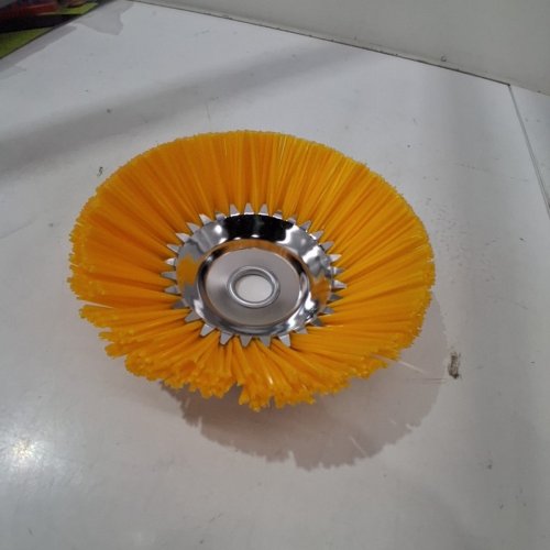 NYLON WHEEL BRUSH TRIMMER HEAD FOR GRASS TRIMMERS AND BRUSH CUTTERS - 8" - YELLOW image 3
