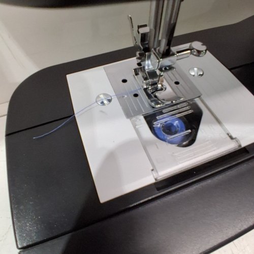 SINGER LIGHTWEIGHT & PORTABLE SEWING MACHINE WITH 45 STITCH APPLICATIONS - BLACK (MODEL: M1150) image 5