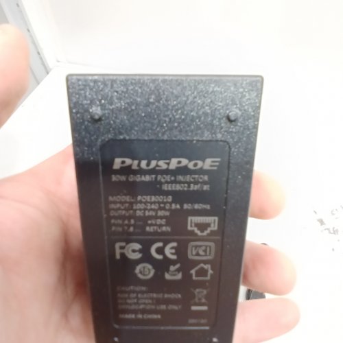 PLUSPOE POWER OVER ETHERNET INJECTOR - BLACK image 2