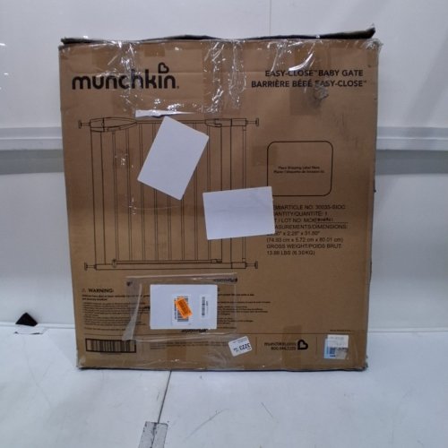 MUNCHKIN EASY CLOSE METAL BABY GATE - 29.5" X 35" - WHITE (MODEL: 30035-SIOC) image 4