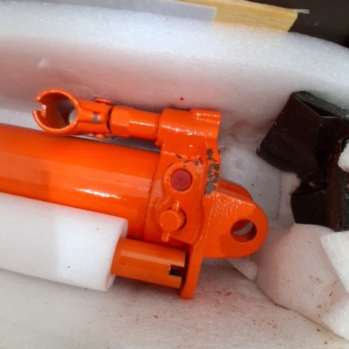 HYDRAULIC LONG RAM JACK FOR ENGINE HOIST - 8 TON - 26.2" TO 45.9" LENGTH - ORANGE (MODEL: QJD-QDCB080A-00) image 4