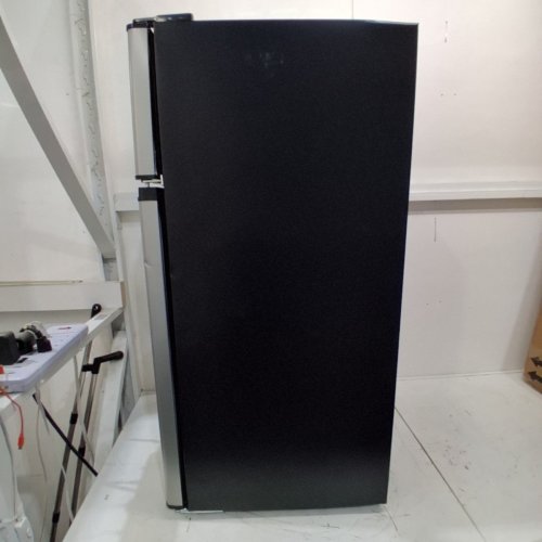 FRIGIDAIRE STAINLESS STEEL 2 DOOR FRIDGE/FREEZER - 4.5 CU FT. - SILVER/BLACK (MODEL: EFR463-B) image 13