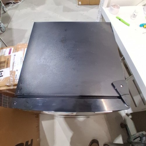 FRIGIDAIRE STAINLESS STEEL 2 DOOR FRIDGE/FREEZER - 4.5 CU FT. - SILVER/BLACK (MODEL: EFR463-B) image 15