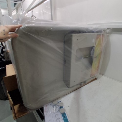 KSITEX PORTABLE FOLDABLE VERTICAL WALL MOUNTED BABY CHANGING STATION - WHITE/GREY image 3