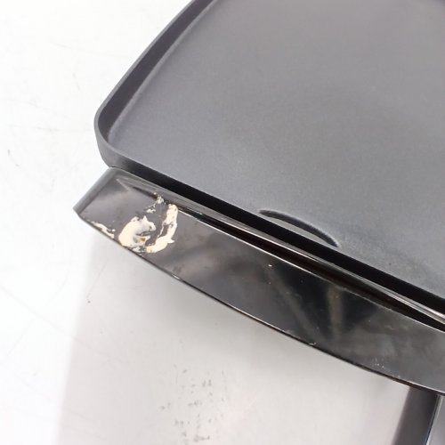 BLACK + DECKER FAMILY SIZE ELECTRIC GRIDDLE WITH REMOVABLE TRAY - 10'' X 18" - BLACK (MODEL: GD1810BC) image 5