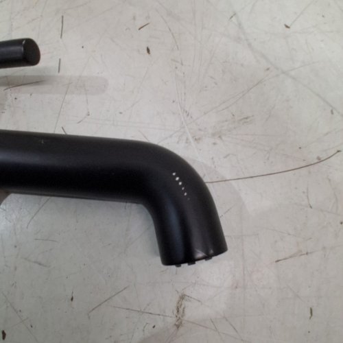 SINGLE HANDLE BATHROOM FAUCET - 8.1" X 5.5" - BLACK image 5