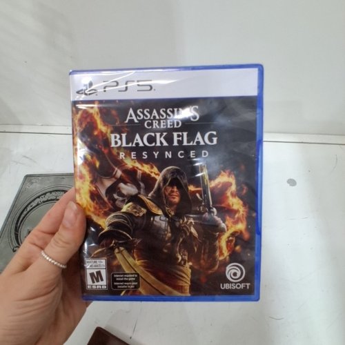 PLAYSTATION 4 ASSASSINS CREED BLACK FLAG RESYNCED COLLECTORS EDITION BUNDLE (PS4) image 3