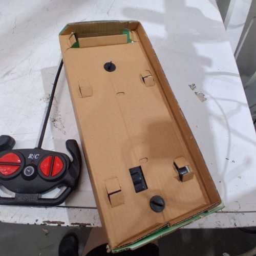 MESASE REMOTE CONTROL CAR - GREEN image 3