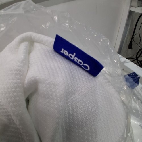 CASPER ESSENTIAL HYBRID COOLING PILLOW - STANDARD - WHITE image 4